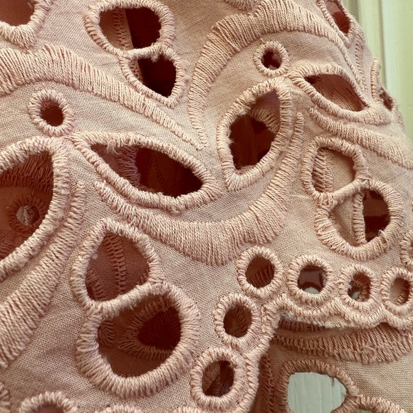 Rachel Parcell Blush Pink Eyelet Lace Flutter Sleeve Midi Dress Size 8 - Picture 7 of 8